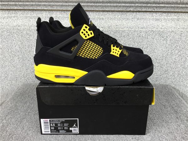 Jordan 4 Retro Thunder (2023)