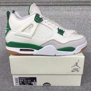 Jordan 4 Retro SB Pine Green