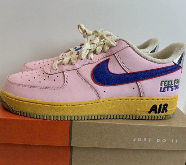 Nike Mens Air Force 1 Low Feel Free Lets Talk