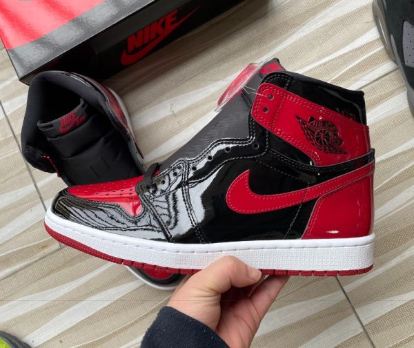 Jordan 1 Retro High OG Patent Bred