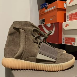 adidas Yeezy Boost 750 Chocolate